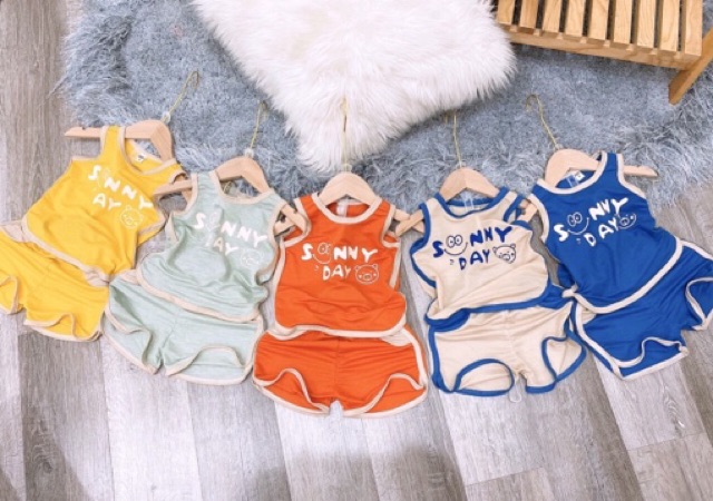 Bộ sunny day cho bé