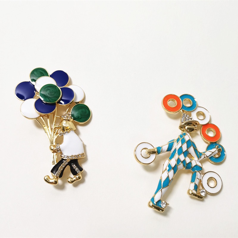 Trâm Cài Áo Hình Chú Hề Xiếc Tráng Men Vintage Châu Âu