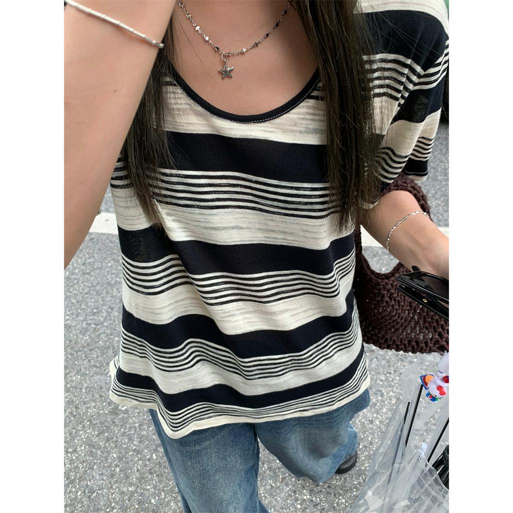 Áo Thun Cộc Tay Kẻ Sọc Ngang Dáng Ôm Dễ Phối Đồ 63971