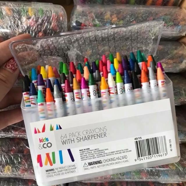 Hộp bút 64 màu