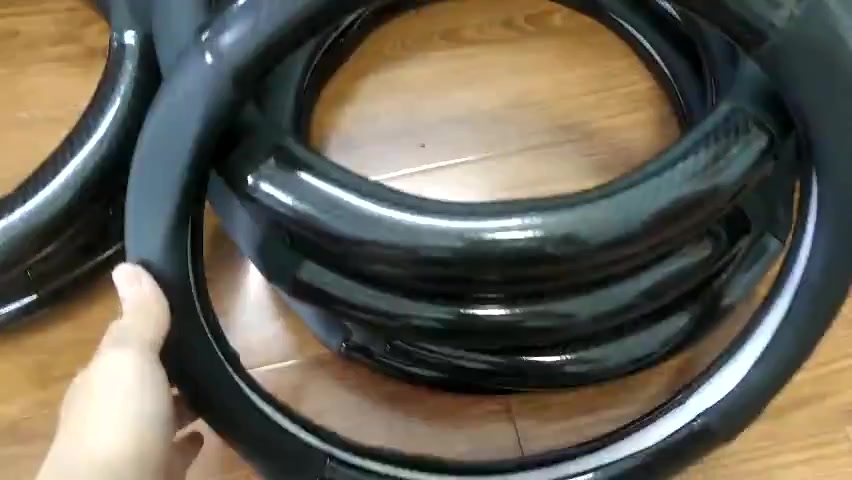 Bọc vô lăng carbon Hyundai