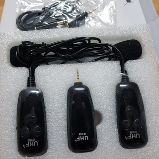 Micro không dây cài áo đôi Z212