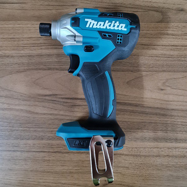 Máy vặn vít dùng pin Makita DTD156Z (Thân máy)