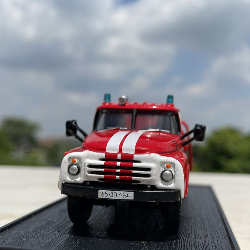 Xe tải mô hình cứu hoả hợp kim 1:57