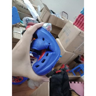 Sục xốp bé trai cao cấp