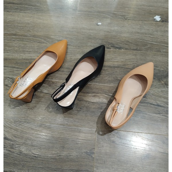 Giày cao gót dáng slingback quai hậu mũi nhọn gót vuông 5p (form to lệch 1sz) MS1657