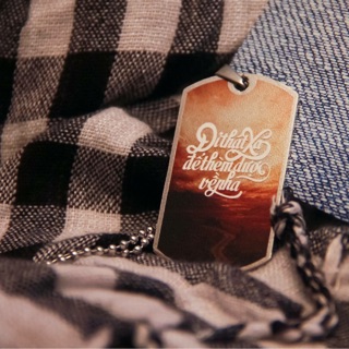 [HOT] Thẻ dogtag dây chuyền ĐI THẬT XA ĐỂ THÈM ĐƯỢC VỀ NHÀ