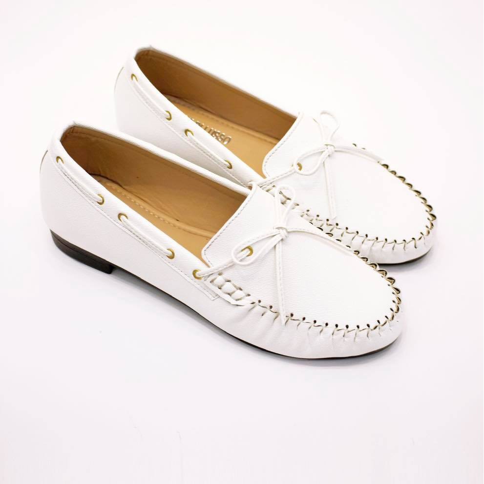 GIÀY MỌI MOCCASIN TRẮNG NƠ CM001WN | BigBuy360 - bigbuy360.vn
