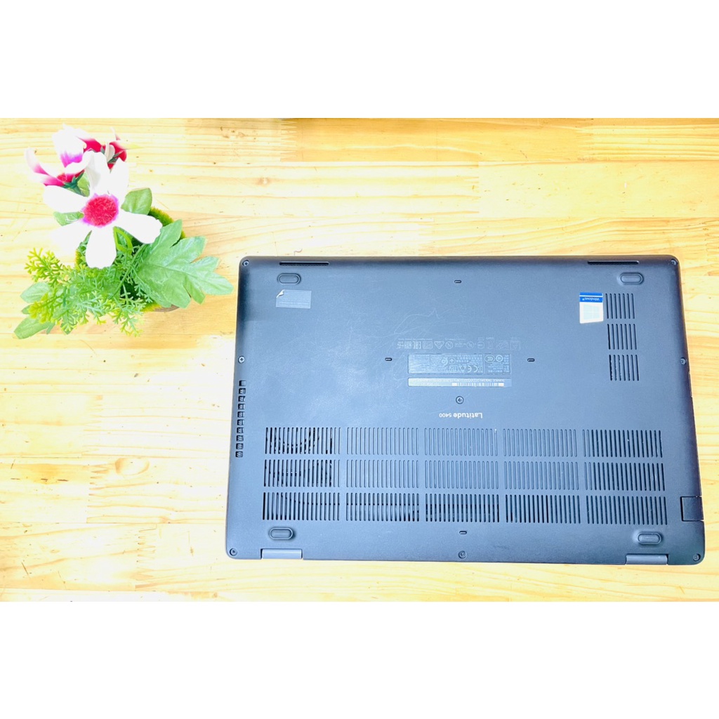 Laptop dell latitude 5400 i7  8665u 8GB RAM 256gb SSD/Full HD nhập khẩu US