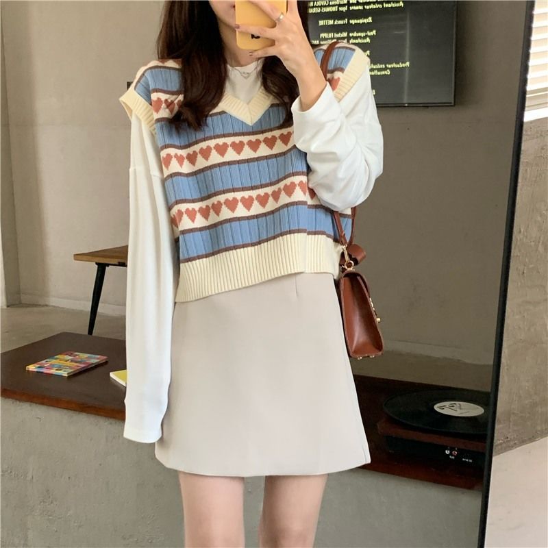Áo Gile New College Knitted Vest Women's Korean Versatile Loose V-neck Love Vest