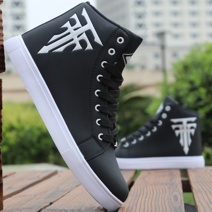 Giày sneaker cao cổ nam chữ thập | BigBuy360 - bigbuy360.vn