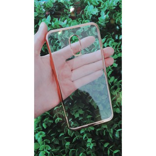 Ốp lưng Silicon SS J7 Plus viền vàng