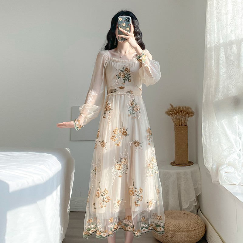 Váy đầm maxi ren thêu hoa nổi bánh bèo tiểu thư vintage dáng xòe dài cao cấp màu kem