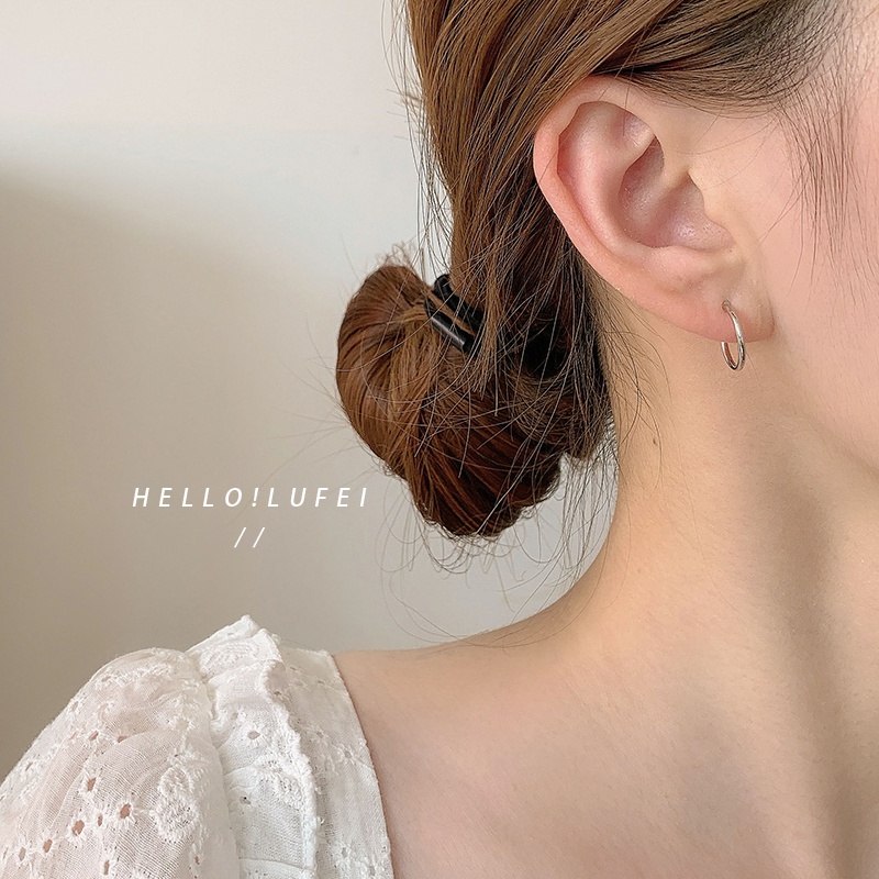 Bông tai nhỏ nhắn kiểu dáng đơn giản trang nhã