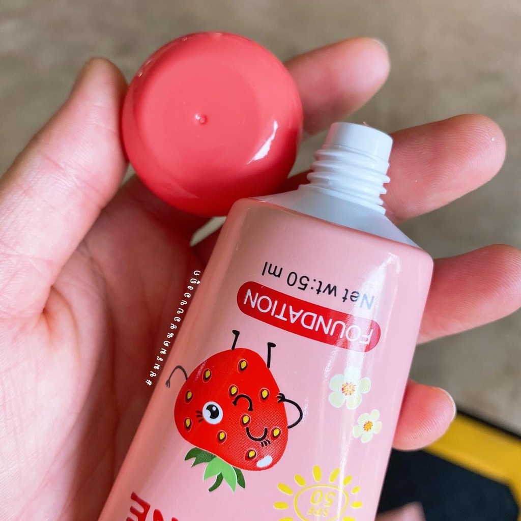 Kem nền Kiss beauty Dâu | BigBuy360 - bigbuy360.vn