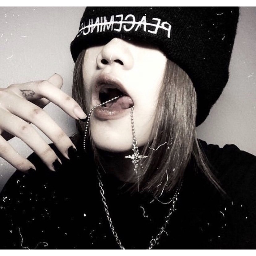 Vòng cổ Thánh giá best seller