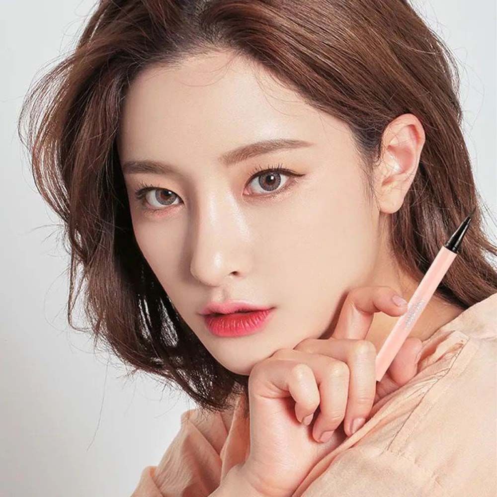 [Hàng mới về] Bút Kẻ Mắt Dạng Lỏng Nhanh Khô Chống Thấm Nước Và Mồ Hôi Trang Điểm Tự Nhiên