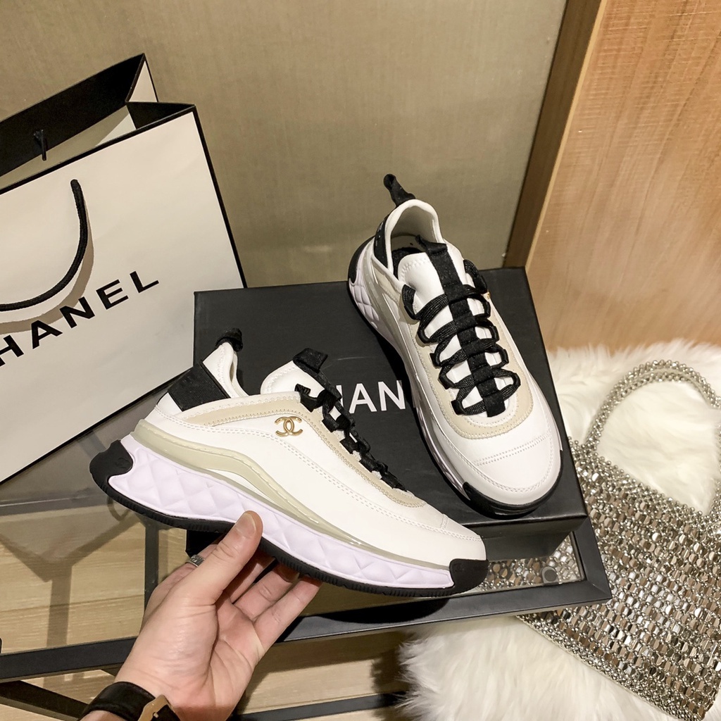 Giày Thể Thao Vải Da Lộn Màu Xám Và Trắng Không Hộp