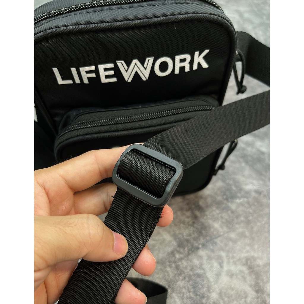 Túi Đeo Chéo LIFE.WORK Logo Mini Bag Black B361
