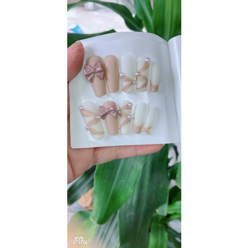 NAIL BOX GIÁ RẺ. SET 10 MÓNG UP GẮN CHARM NƠ