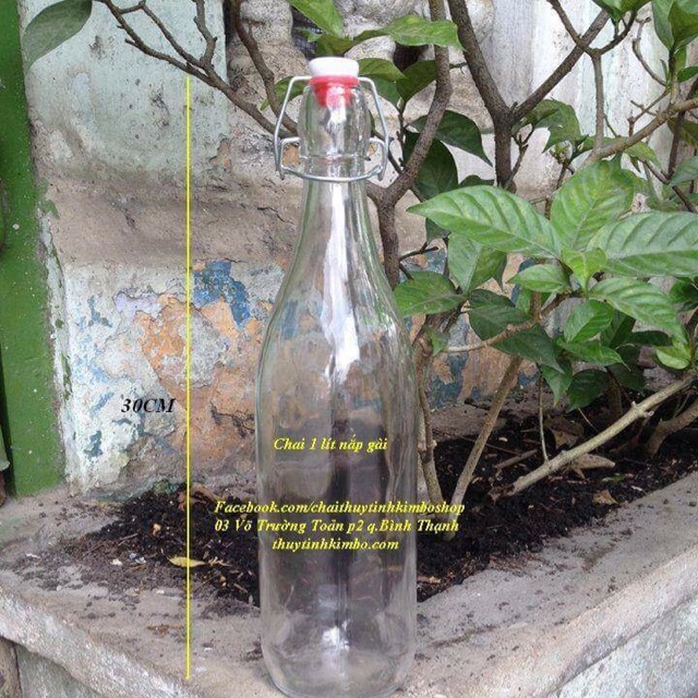 Chai thuỷ tinh 1 lít nắp gài