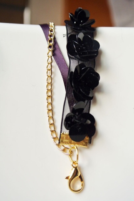 Vòng tay hoa handmade