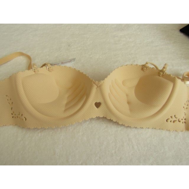 (1068)áo lót đúc thái.không gọng bàn tay nâng