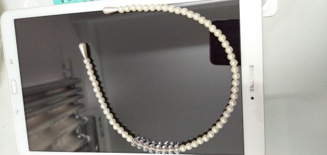 Cài tóc đính hạt