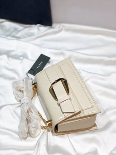 Túi size 22cm mẫu mới màu trắng