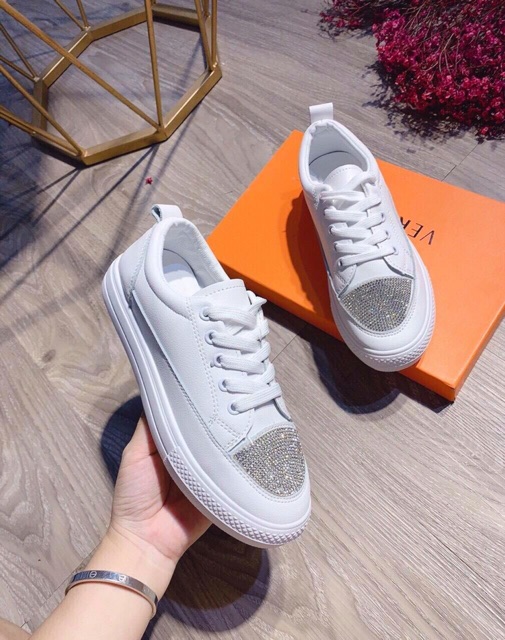 Giày thể thao Nhũ Bạc Cực Chất