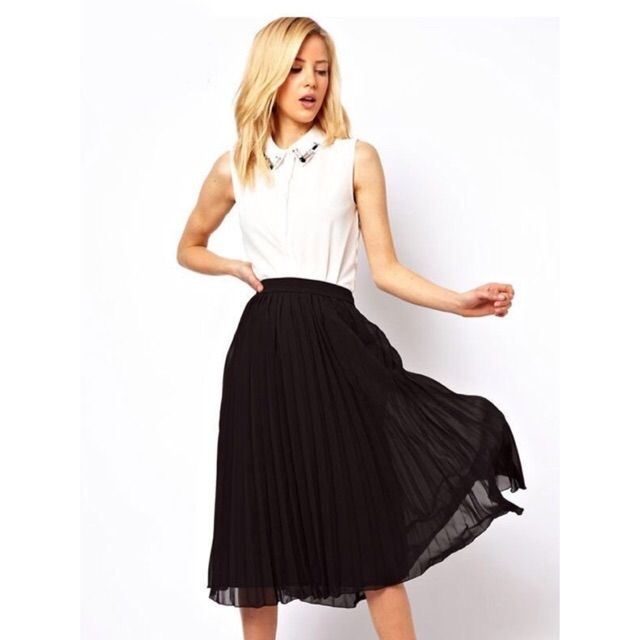 Chân váy voan dập li midi