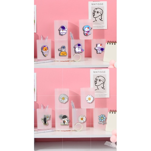 Cắm bút nhựa mờ gấu dâu lotso phi hành gia CBNT6 siêu anh hùng 12 cung hoàng đạo ngựa thần unicorn gấu cherie cáo lina