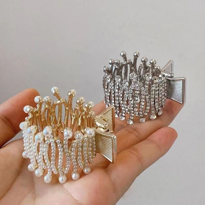 Kẹp tóc càng cua chất liệu nhựa cứng cáp hai màu sanh chảnh siêu bền đẹp chắc chắn jolivo
