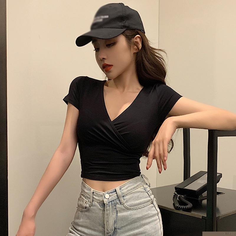 Áo thun lửng tay ngắn cổ chữ V màu sắc trẻ trung cho nữ