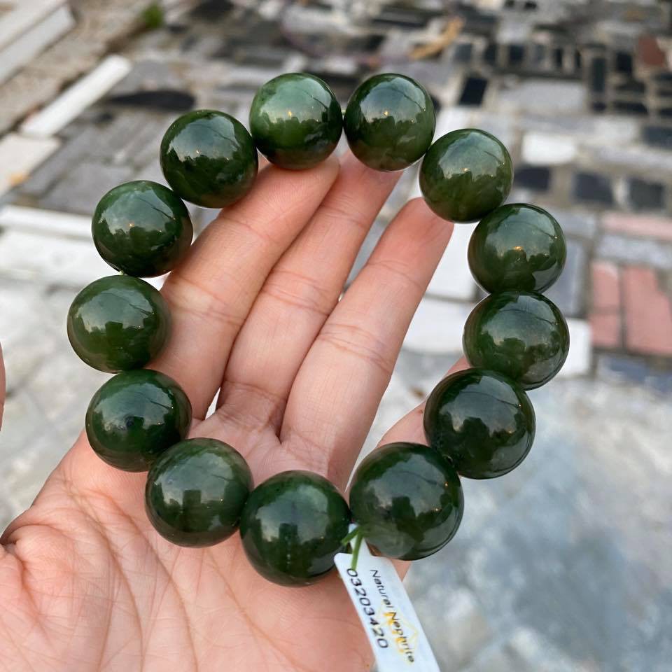 Vòng Tay Đá xanh Size 18 Ly