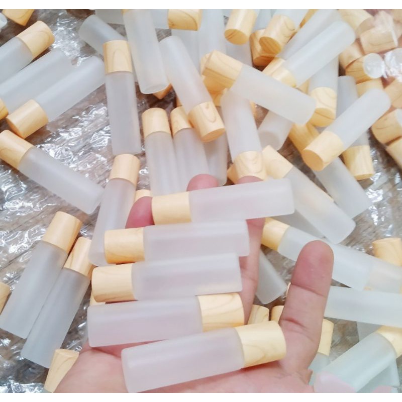 Combo 5 chai 5ml thủy Tinh mờ 4 màu nắp dùng đựng tinh dầu dubai nước hoa son môi bóng