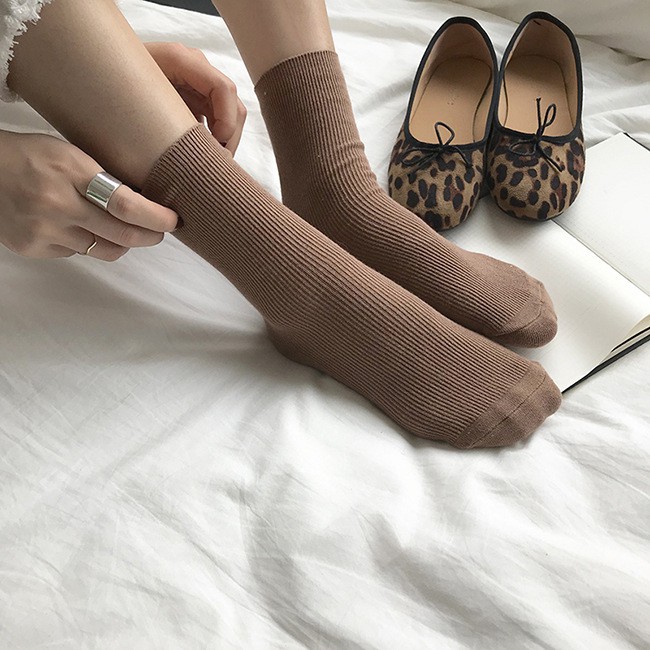 Vớ Nữ Cổ Cao Hàn Quốc Tất Nữ Cổ Cao Cotton Màu Trơn Hàn Quốc Cao Cấp Ulzzang Thời Trang | BigBuy360 - bigbuy360.vn