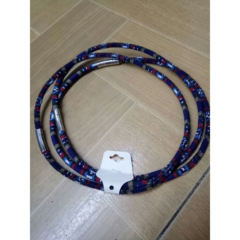Vòng đeo cổ phong cách vintage hoa văn thổ cẩm