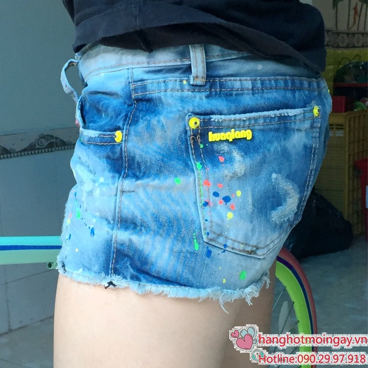 Quần jean ngắn nữ rách kiểu dính sơn  JN6