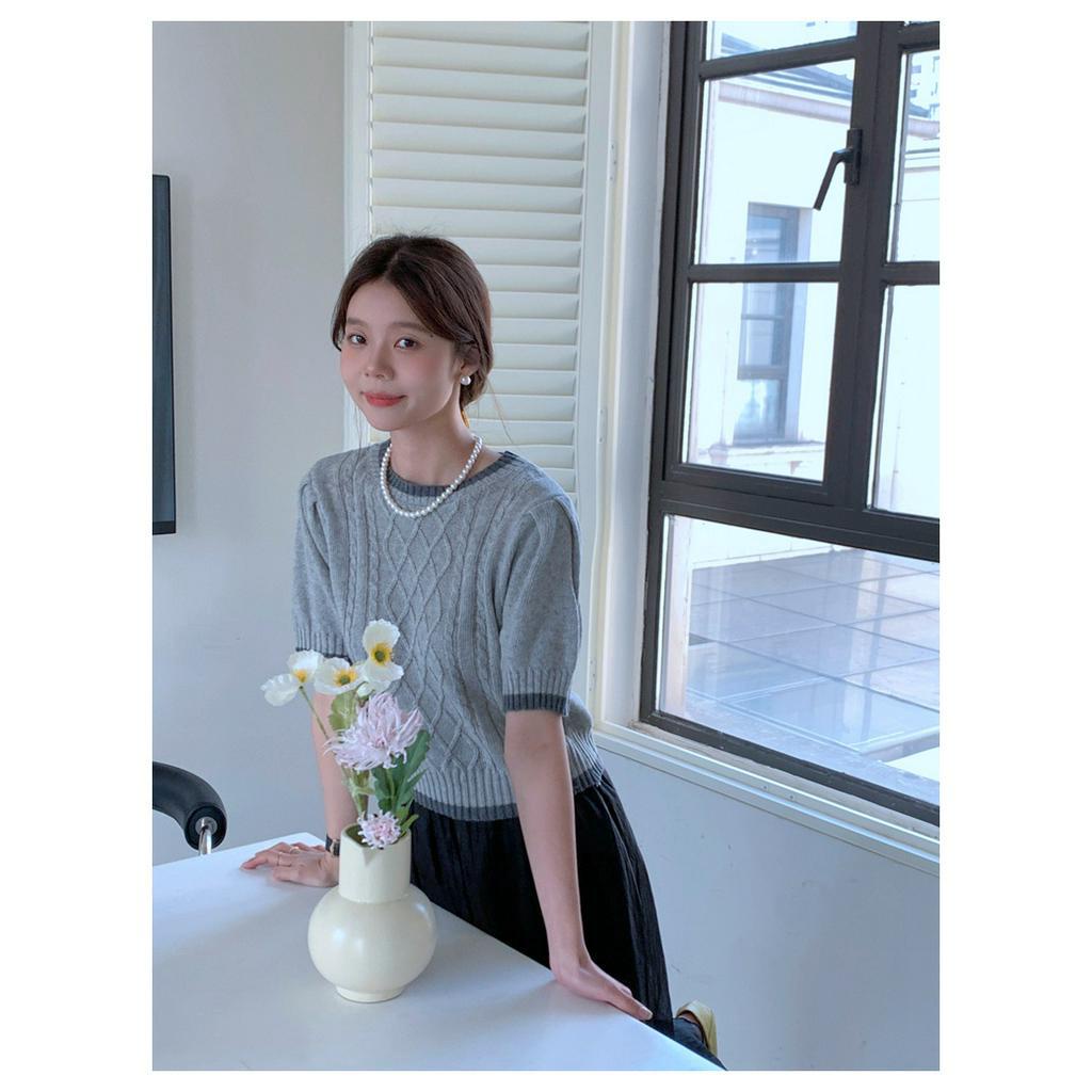 Áo Dệt Kim Chui Đầu Cổ Tròn Ngắn Tay Màu Sắc Tương Phản Dễ Phối Đồ 6177