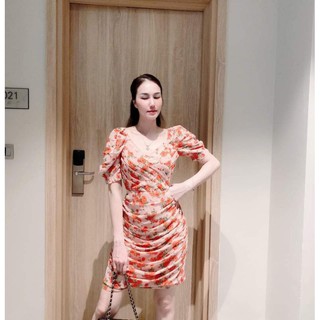 Váy hoa xếp ly sành điệu