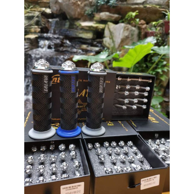 bao tay salaya kèm gù