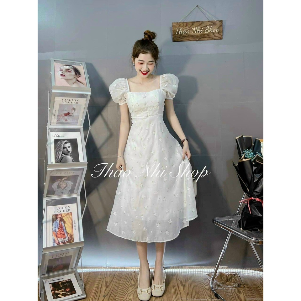 Đầm tiểu thư tay phồng nhún ngực có mút