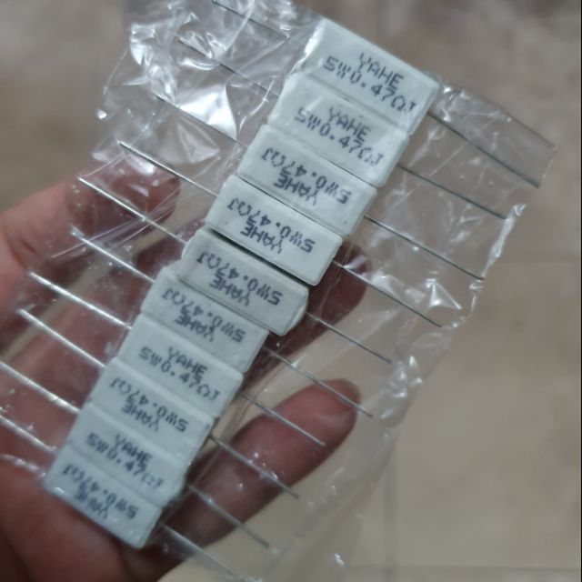 Trở sứ 0,47 ôm 5w giá bán 10 con - Điện Tử Hà Nội