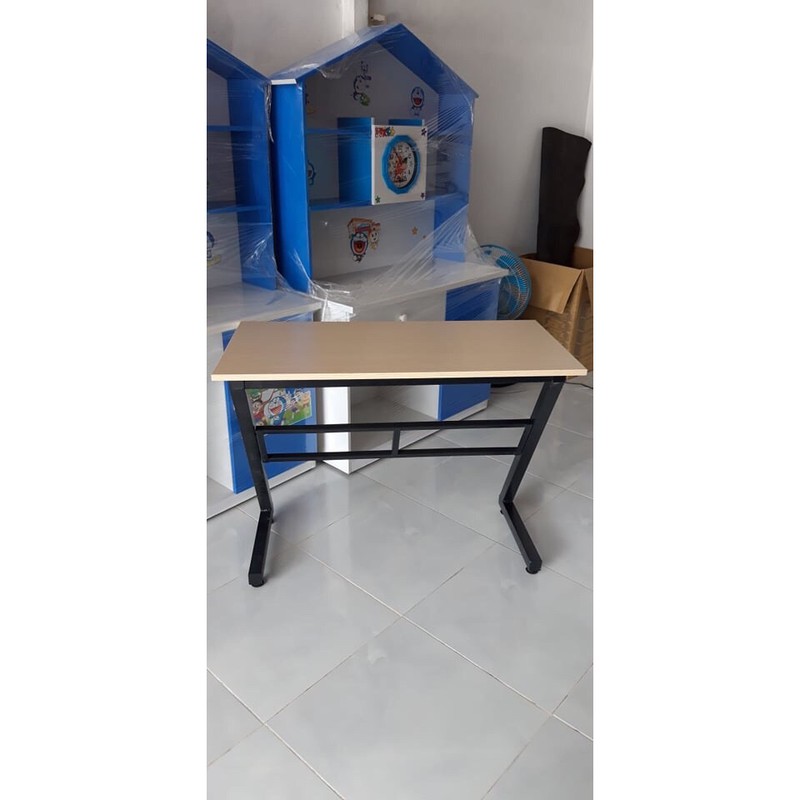 Bàn làm việc, bàn gaming chân Z đen kt 50x1m, cao 75cm, gỗ MDF giá tại xưởng | BigBuy360 - bigbuy360.vn