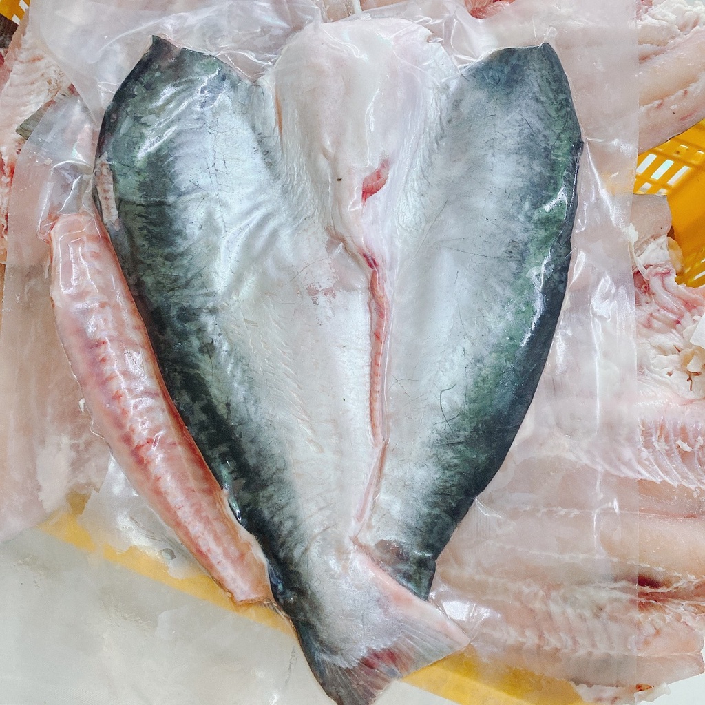 Khô cá Dứa nuôi 1 nắng ( 800-900g/ 1 con)