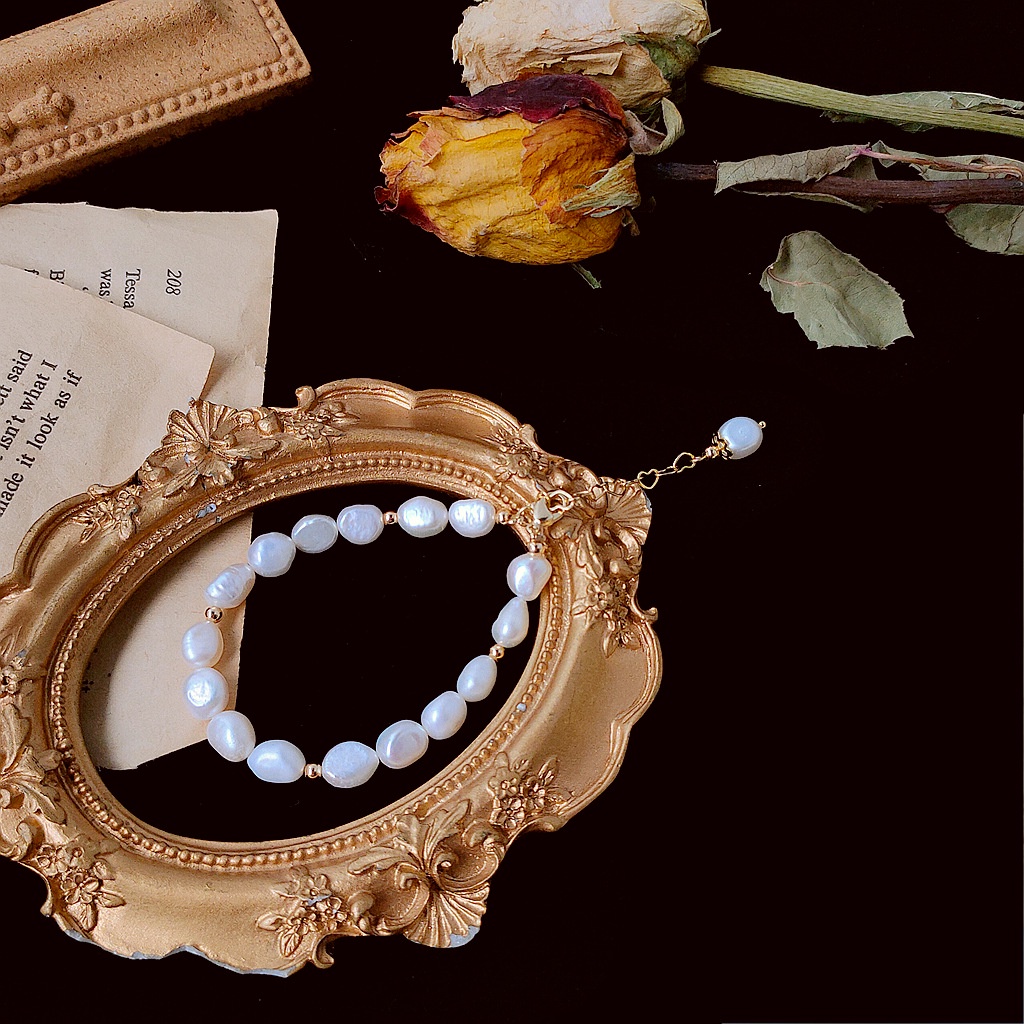 Vòng đeo tay Nữ Mạ 18K Baroque Thiết kế ban đầu Trắng Nữ tính Làm bằng tay đẹp VT-110