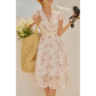 Váy lép size l newtag. đã pass. mấy chị đừng đặt nha