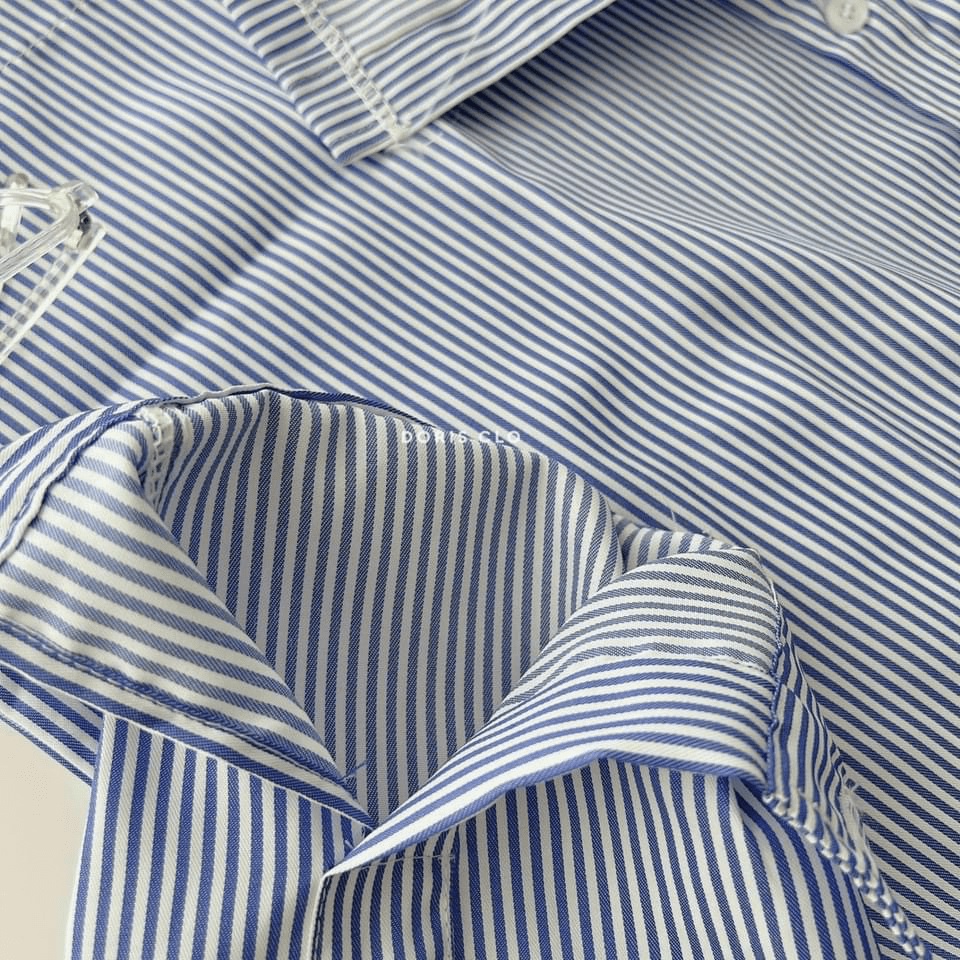 Áo Sơ Mi Nữ Sọc Xanh Thêu Mặt Cười Tay Dài Kiểu Mới Form Chuẩn Mặc Mặc Đẹp Dáng Xinh NEW UNISEX