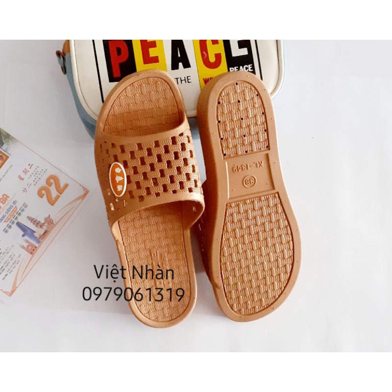 Dép tổ ong cho bà cho mẹ đi êm chân